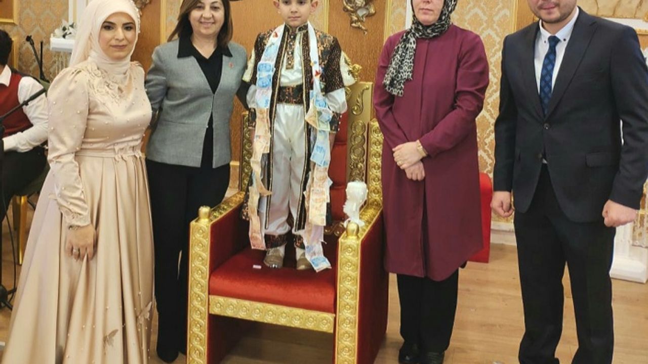 Ahde Veda Platformu Yazır Ailesi'ni Mutlu Gününde Yalnız Bırakmadı