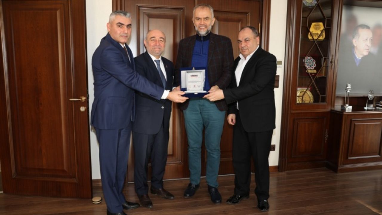 Yozgat Konfederasyonundan Çekmeköy Belediye Başkanı Ahmet Poyraz’a Ziyaret