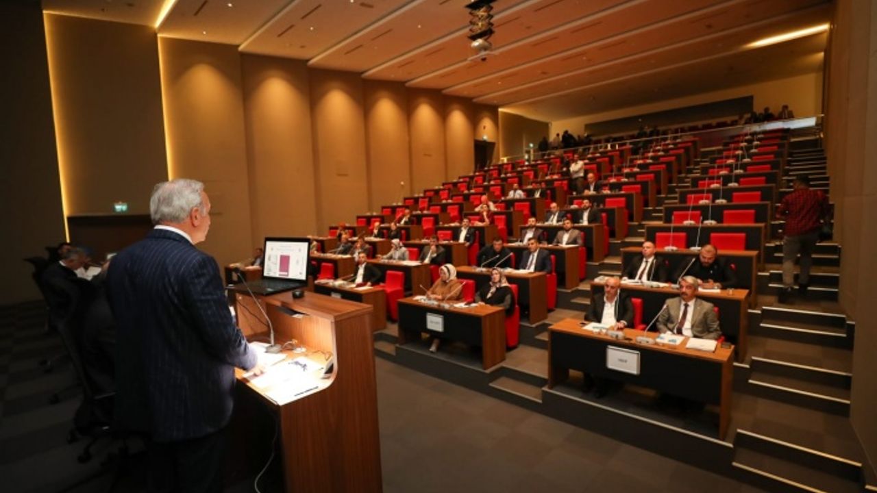 Ümraniye Belediyesi 2020 Mali Yılı Bütçesi Rekor Bütçeyle Mecliste Kabul Edildi