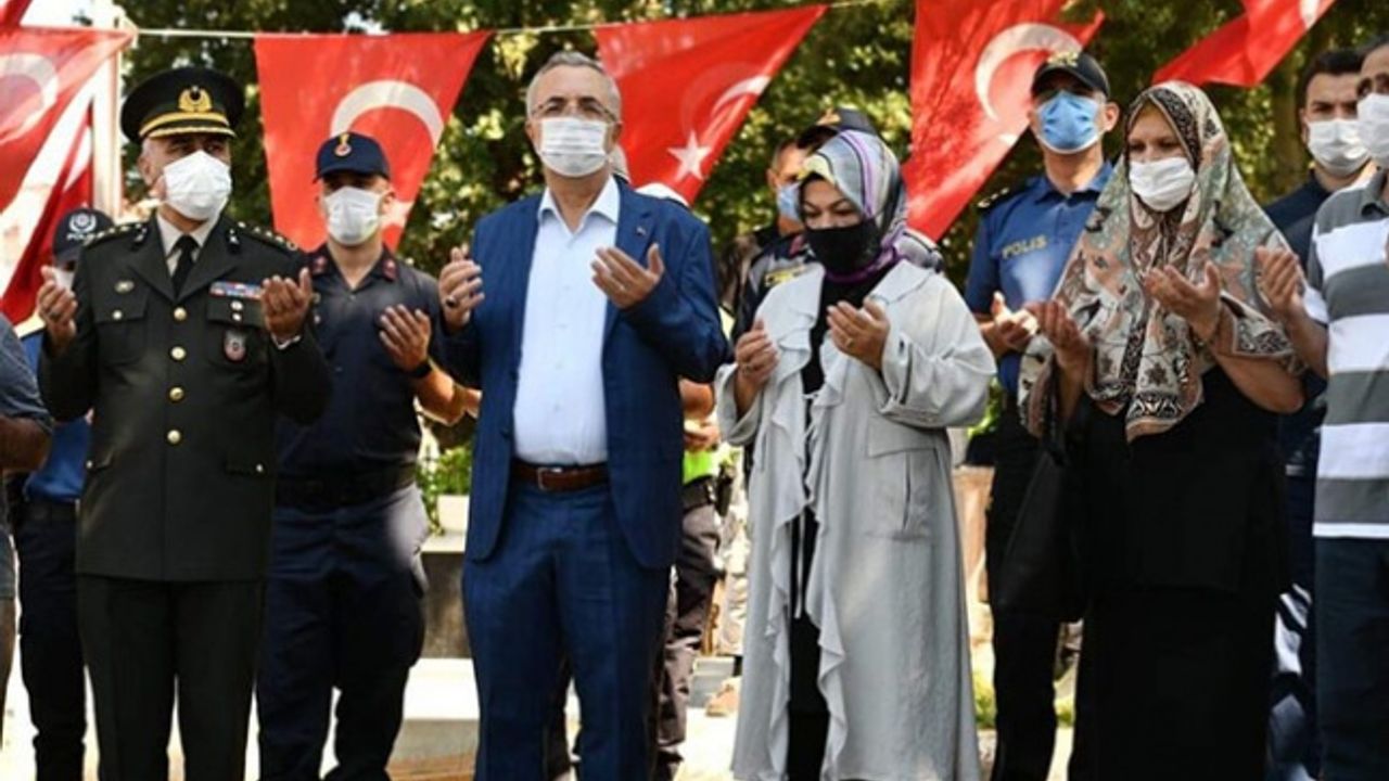 Şehitlerimiz Samandıra Mezarlığı’nda mezarı başında anıldı