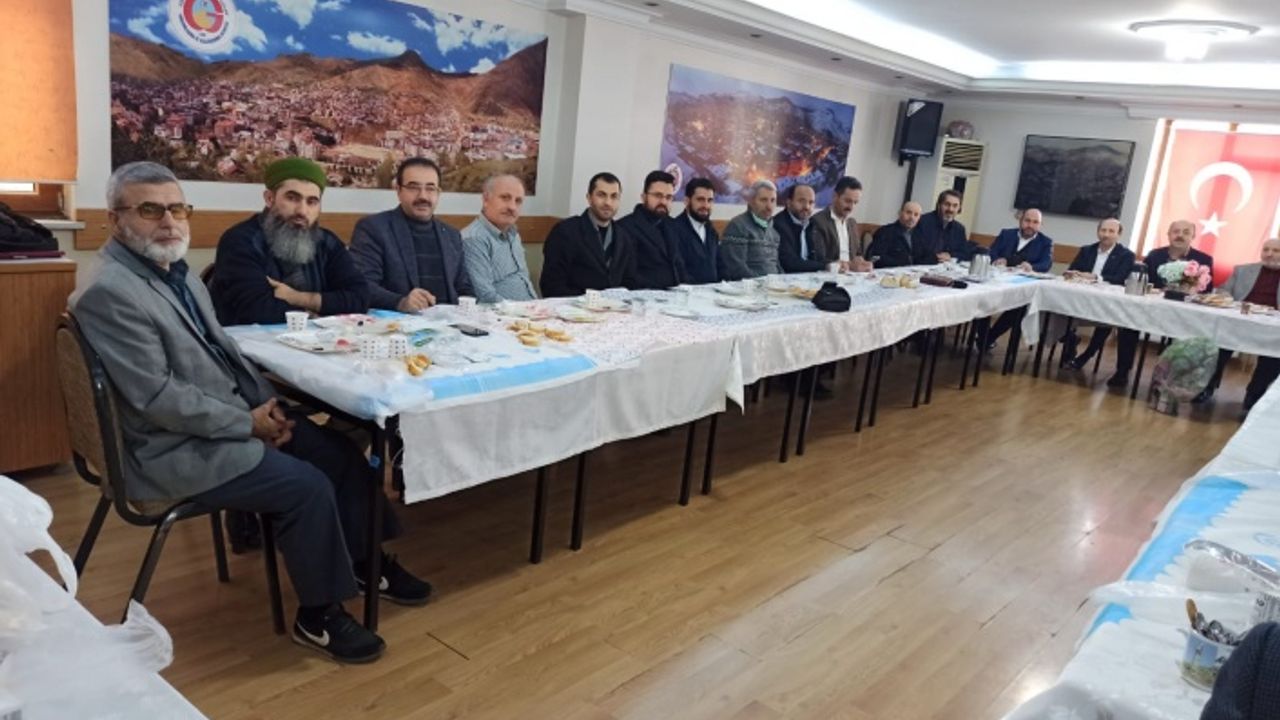 Gümüşhaneli Din Görevlisi Hemşehriler GÜYAD’da Buluştu 