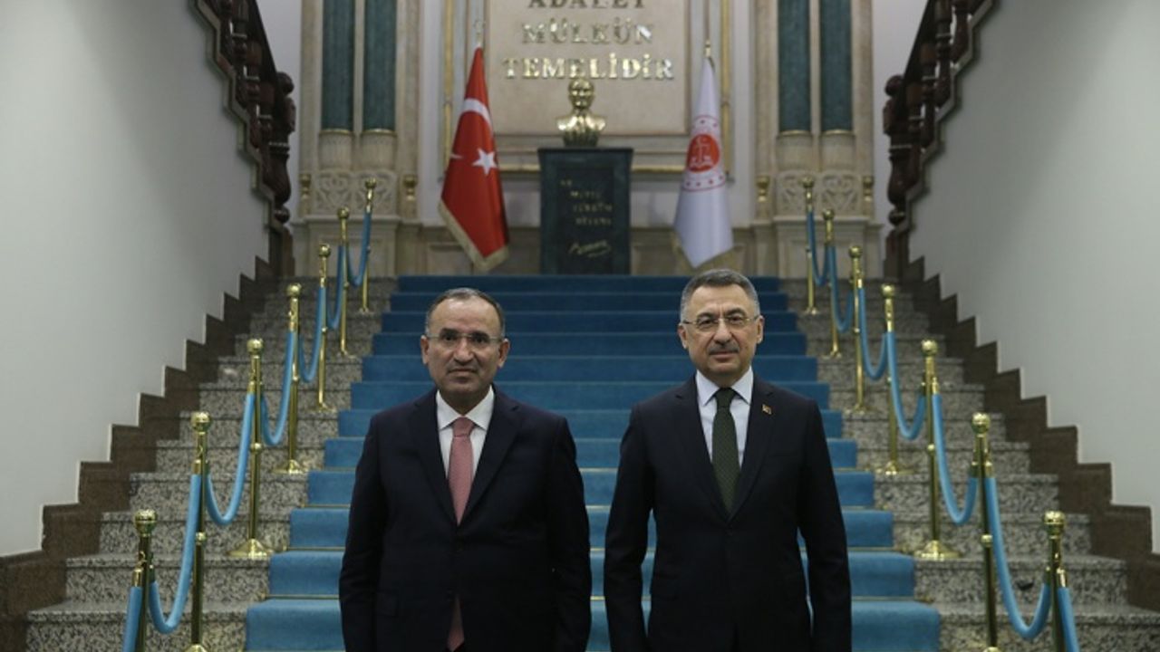 Cumhurbaşkanı Yardımcısı Oktay'dan Bakan Bozdağ'a ziyaret