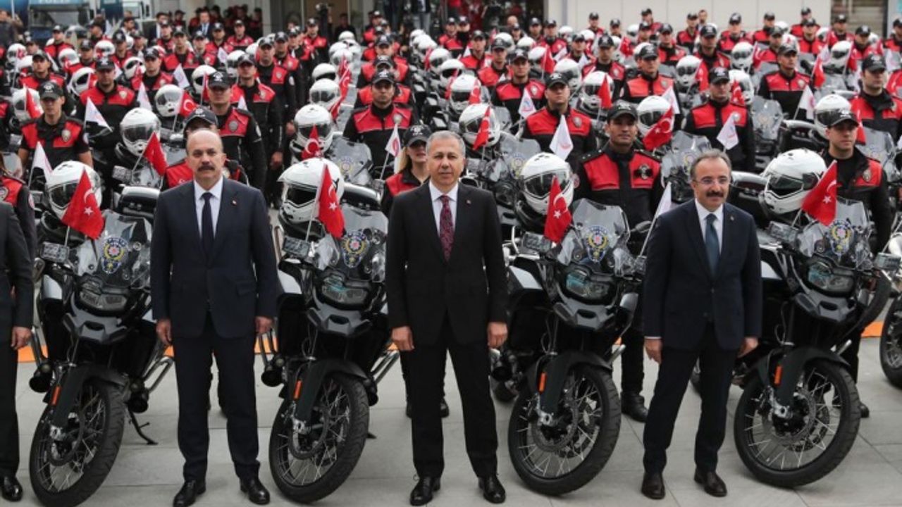 İSTANBUL EMNİYET GENEL MÜDÜRLÜĞÜ’NDE MOTOSİKLET DAĞITIM TÖRENİ DÜZENLENDİ