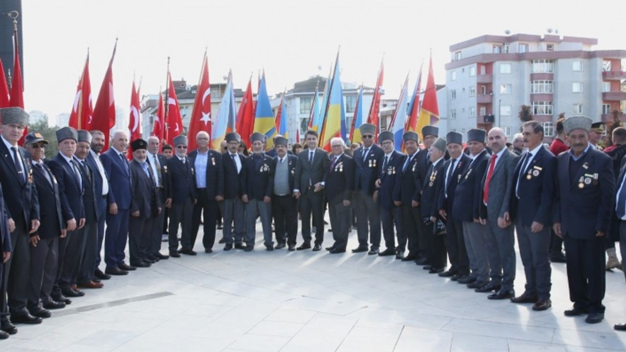 CUMHURİYETİN KURULUŞU’NUN 99. YIL DÖNÜMÜ ÜMRANİYE'DE COŞKUYLA KUTLANDI