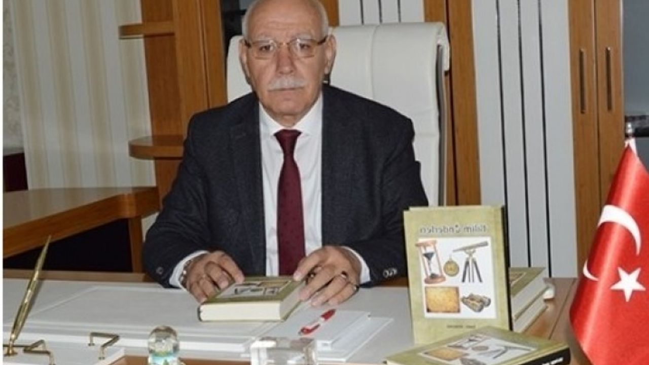 ŞAKİR ALBAYRAK YAZDI “ÖĞRETMENLİKTE MESLEKÎ TASNİF ÇAIŞMALARINA DAİR DÜSÜNCELER”