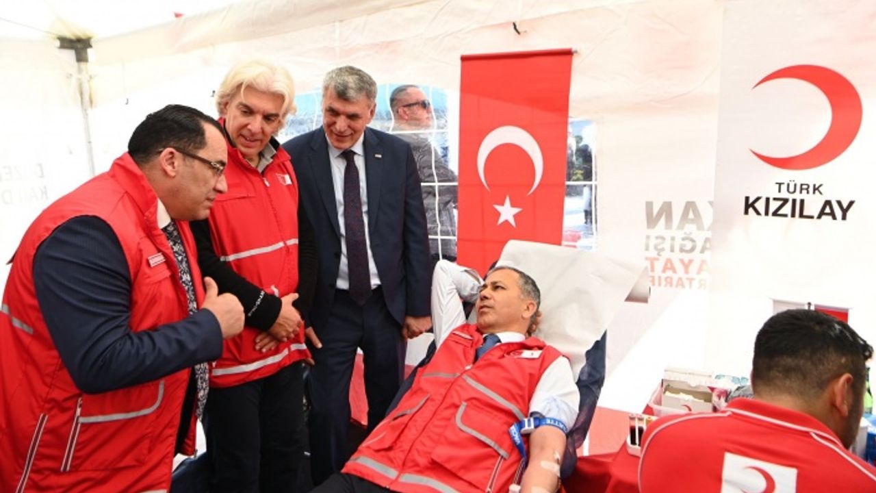 VALİ YERLİKAYA’NIN KATILIMIYLA KAN BAĞIŞI YAPILDI