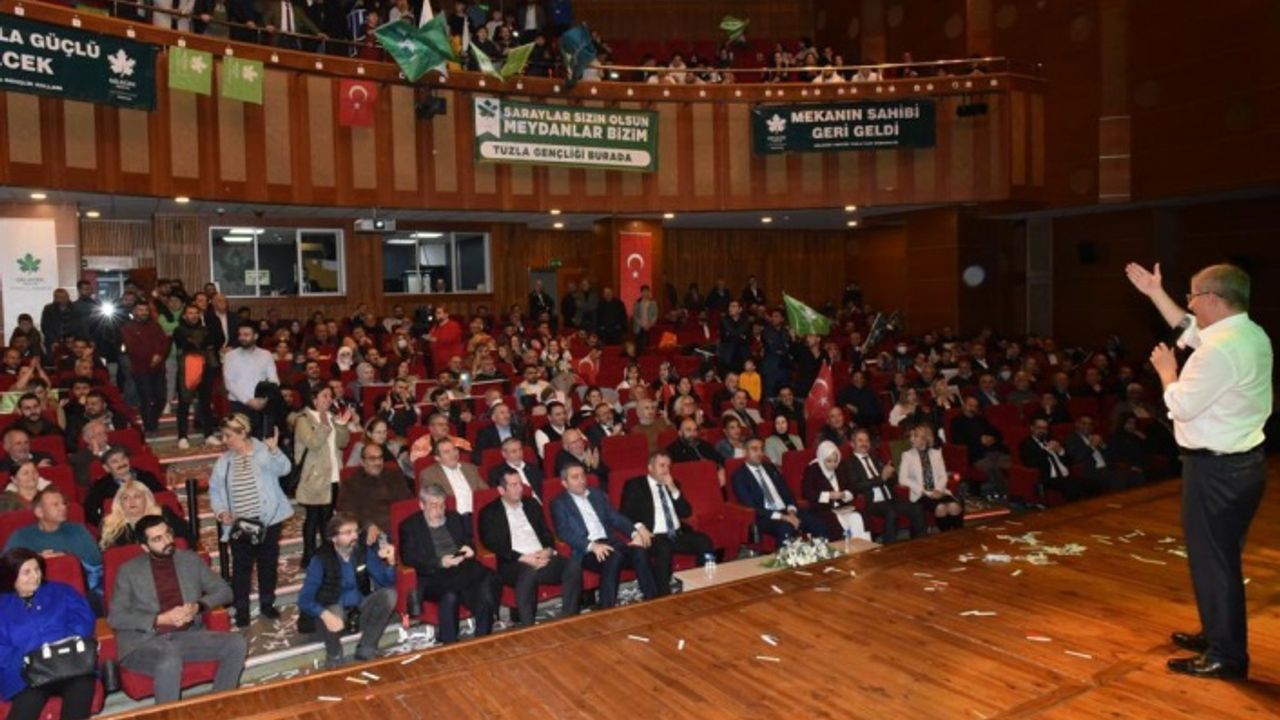 GELECEK PARTİSİ ÜYE KATILIM TÖRENLERİNİ SÜRDÜRÜYOR