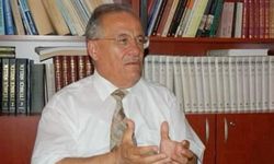 Namık Ayhan’dan babası Halis Ayhan Hocaefendi için taziye mesajı