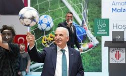 Ümraniye Belediyesi’den Amatör Spor Kulülerine Destek