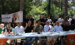 AK Parti Çekmeköy Teşkilatı Taşdelen'de Bir Araya Geldi