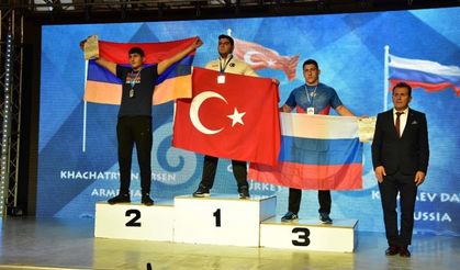 SANCAKTEPE BELEDİYESPORLU ADEM ÇELİK’TEN BİLEK GÜREŞİNDE AVRUPA ŞAMPİYONLUĞU