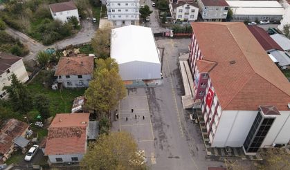 Çekmeköy'de İki Okula Yeni Kapalı Spor Salonu