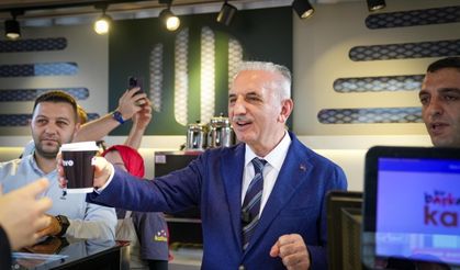 Ümraniye Belediyesi'nden Öğrencilere 15 Liraya Kahve