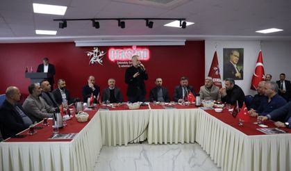 Çekmeköy Belediye Başkanı Ahmet Poyraz’dan ÇEKSİAD’a ziyaret