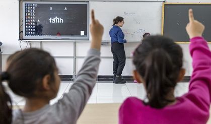Milli Eğitim'den yeni düzenleme! 230 bin öğretmen faydalanacak