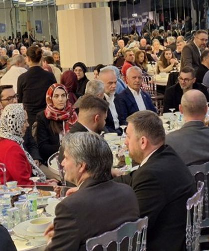 AK Parti Çekmeköy Teşkilatı Vefa İftarında Buluştu