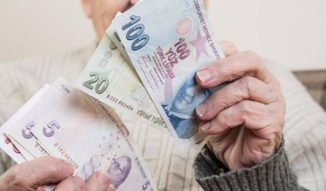 Bakan Işıkhan duyurdu: SSK ve Bağ-Kur emekli zammı yüzde 49,25 oldu