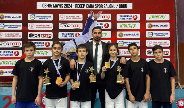 Ümraniye'ye 3 Altın Madalya Birden: Avrupa'da Türkiye'yi Temsil Edecekler