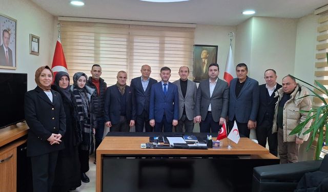 Ümraniye Kent Konseyi’nden Kızılay ve Yeşilay’a Ziyaret