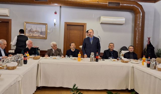 Ramazan’da Gönül Sofrasında Eski Ümraniyeliler Buluştu