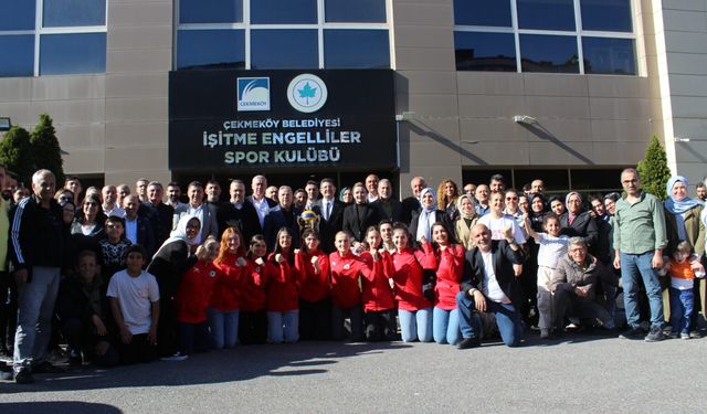 Çekmeköy’ün Gururu! İşitme Engelliler Voleybol Takımı Türkiye Şampiyonu Oldu