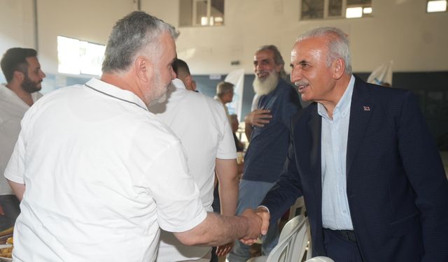 Başkan İsmet Yıldırım, Bölge Esnaflarıyla Arge Mühendislik’te Buluştu