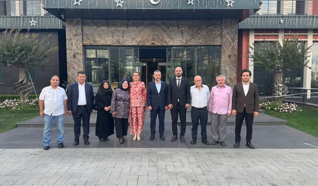 AK Parti Ümraniye’den “Türkiye Yüzyılı Buluşmaları” kapsamında saha çalışması