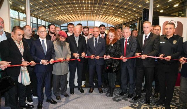 Ümraniye Belediyesi Kültür ve Sanat Sezonu Ödül Töreniyle Açıldı