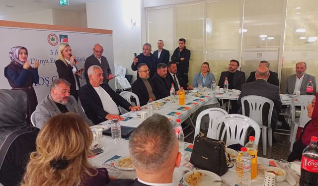 3 Aralık Dünya Engelliler Günü’nde İşitme Engelliler Bir Araya Geldi