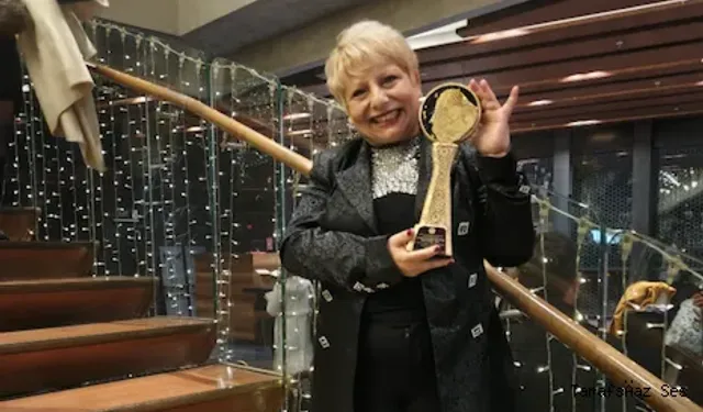 Usta gazeteci Zerrin Erdoğan'a Ustaya Vefa – Mesleğe Saygı Ödül'ü verildi