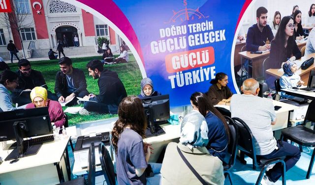 Ümraniye Belediyesi’nden YKS Adaylarına Ücretsiz Tercih Danışmanlığı Desteği