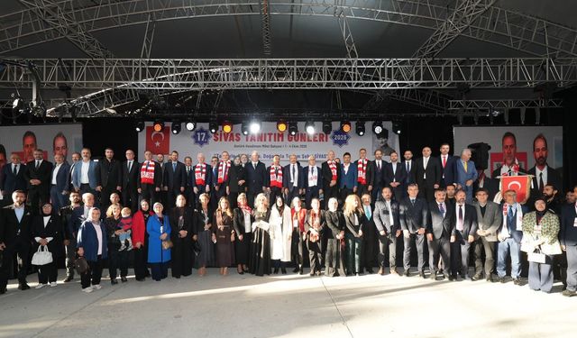 17. Sivas Günleri büyük bir kalabalık ve coşkuyla devam ediyor