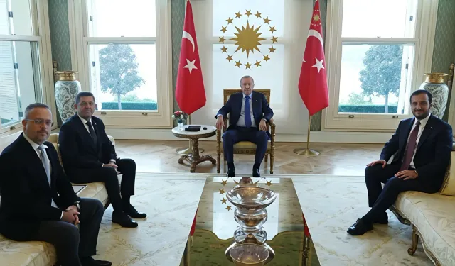 Cumhurbaşkanı Erdoğan, Çekmeköy Belediye Başkanı Orhan Çerkez’i kabul etti