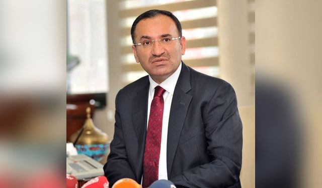 Vefa Zor Günlerde Belli Olur: Türk Siyasetinin Önemli İsmi Bekir Bozdağ’a Geçmiş Olsun