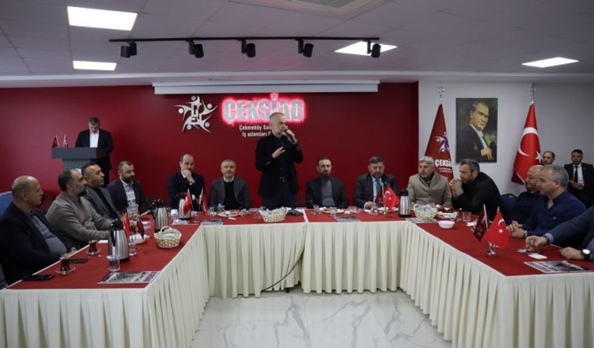 Çekmeköy Belediye Başkanı Ahmet Poyraz’dan ÇEKSİAD’a ziyaret