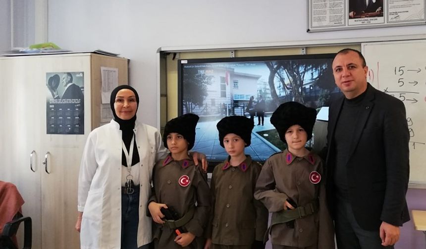 Ümraniye Mehmet Akif İlkokulundan Tarih Yazan Çocuklar Projesi