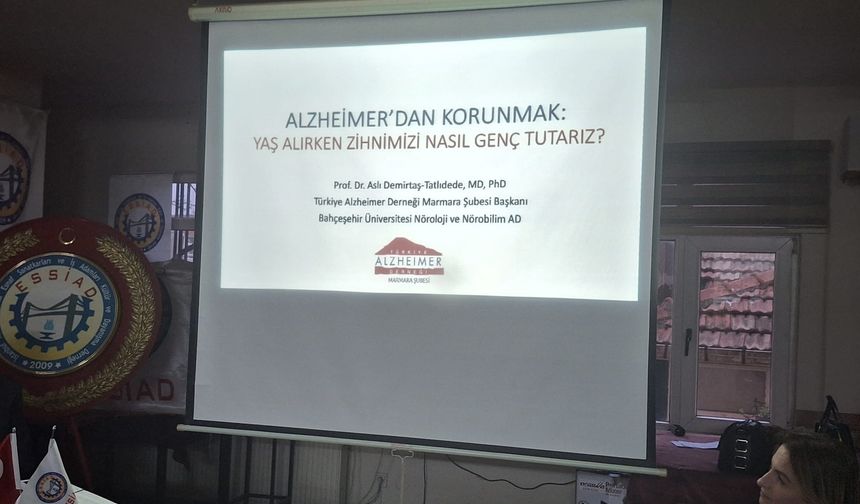 Alzheimer Hastalığı Ümraniye’de Düzenlenen Toplantıda Masaya Yatırıldı