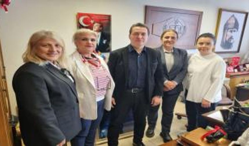 Kadın Haklarını Koruma Derneği’nden “Yenidoğan Çetesi” Davasının Savcısına Destek Ziyareti