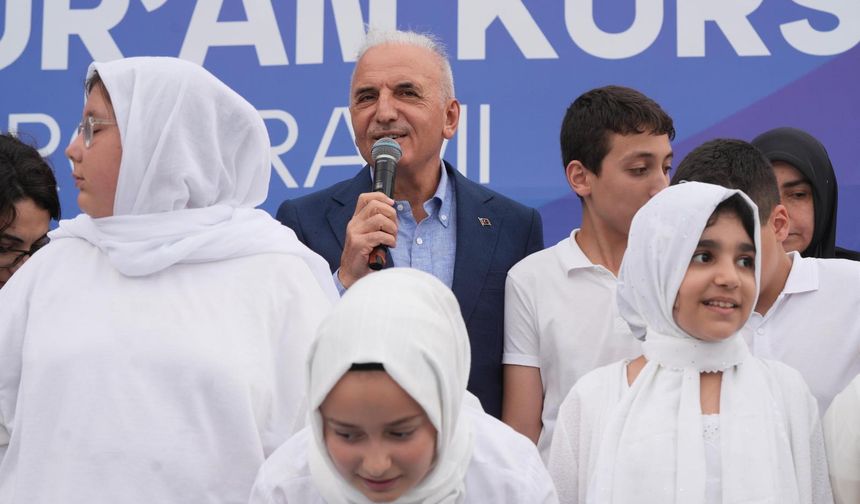 Ümraniye’de Yaz Kur’an Kursu Kapanış Programıyla Taçlandı