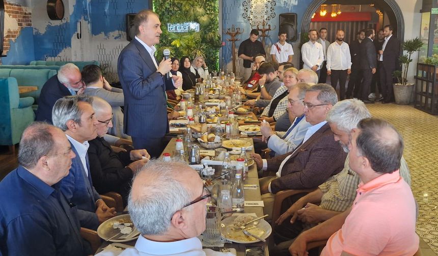Üsküdar’da Türkiye Yüzyılı Buluşmaları: Çelik, Gençlerle ve Esnafla Bir Araya Geldi