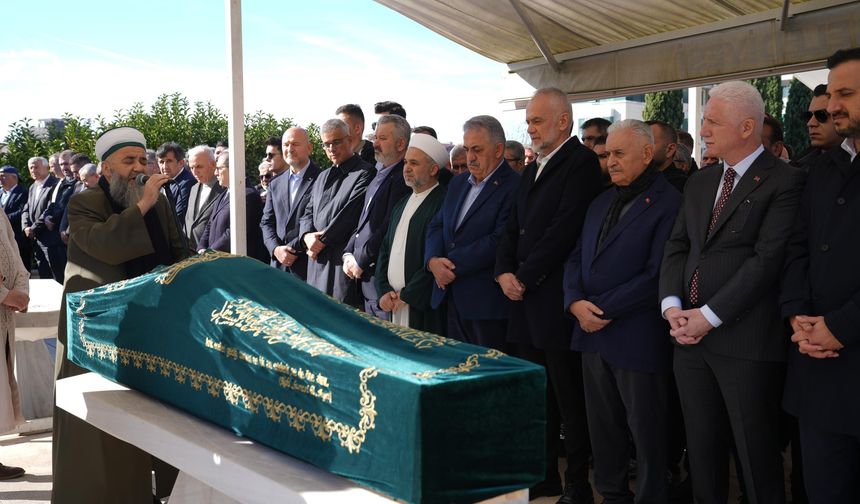 Eski Çekmeköy Belediye Başkanı Ahmet Poyraz’ın babası vefat etti