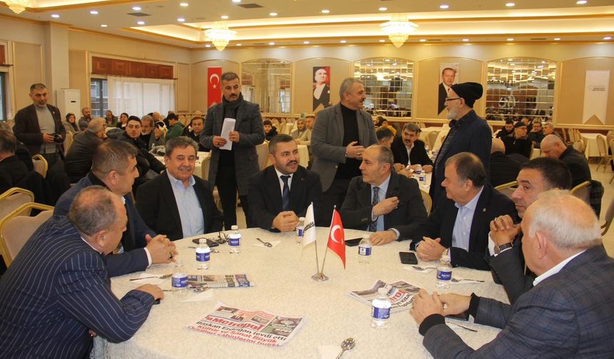 Esenyurt’ta Akdağmadeni Rüzgarı Esti: Hemşehriler Geleneksel Buluşmada Bir Araya Geldi